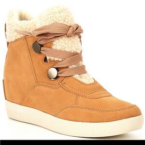 NWT Sorel Wedge Shoes